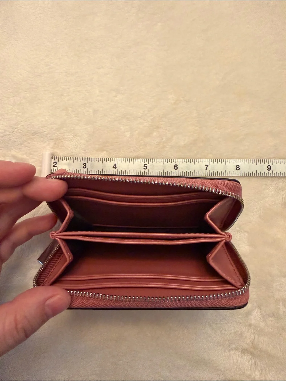Michael Kors Black and Pink Signature Zip Card Holder